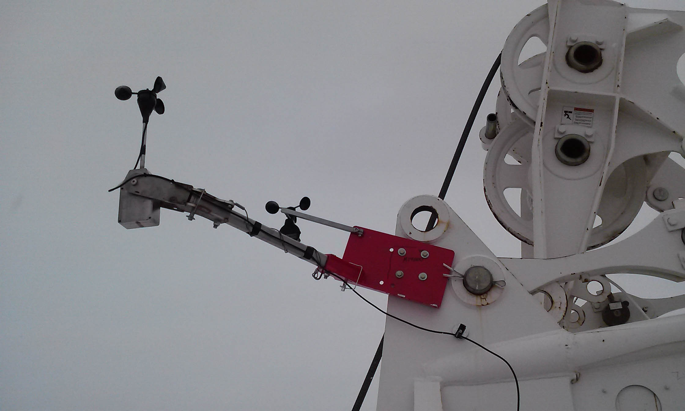 crane anemometer